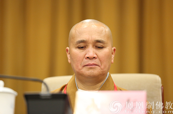 中国佛教协会副会长永寿法师出席会议(图片来源:凤凰网佛教 摄影