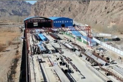 S18张掖至肃南公路康乐段项目建设加速推进