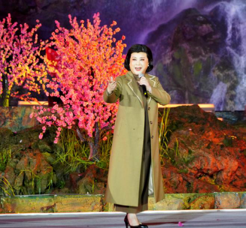 两位国家一级演员:梅花奖获得者彭玲老师和巴陵戏非遗传承人李政红