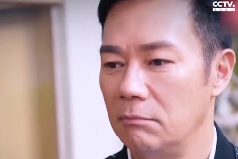 张兆辉宝刀未老！身材不输小鲜肉，妻子是身价上亿的富婆