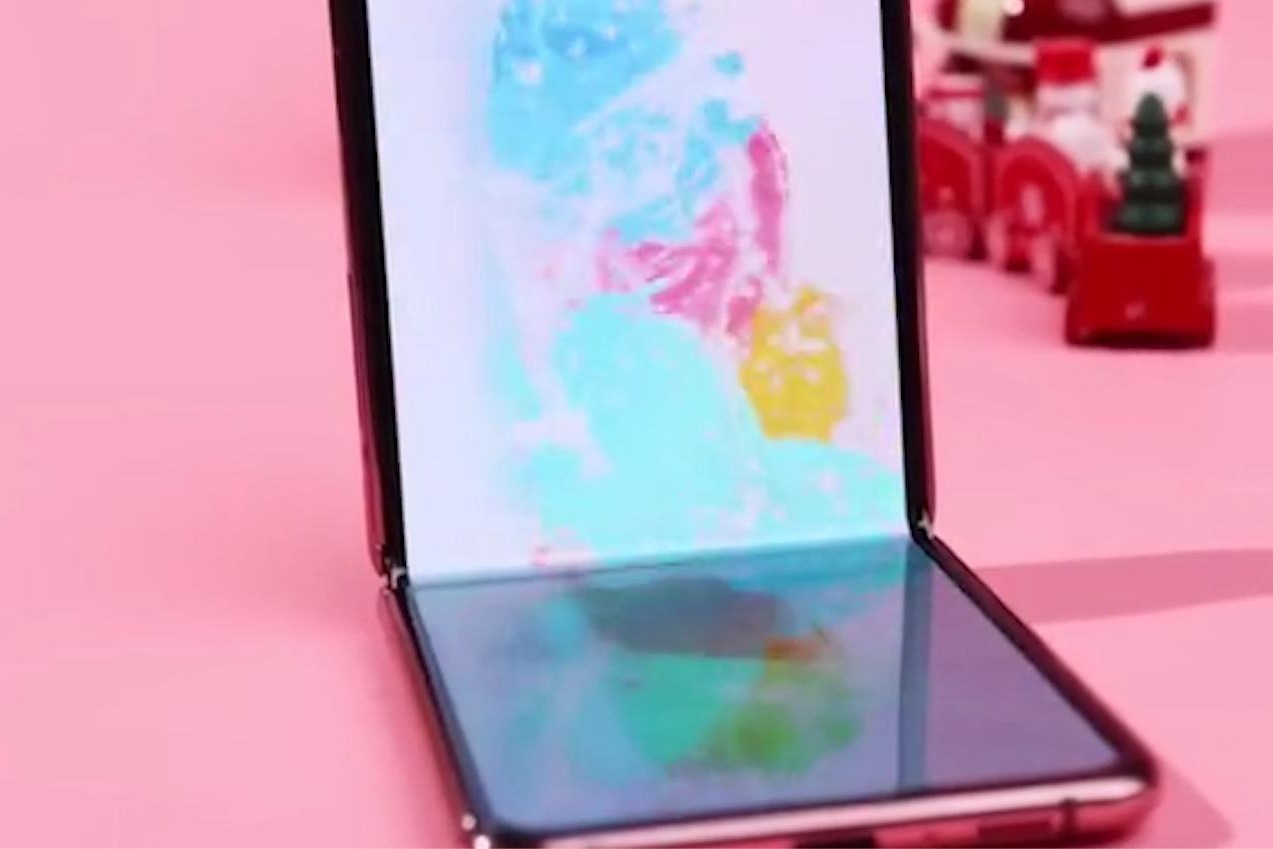 权威爆料：OPPO将推7.1英寸折叠屏！对标三星Flip？