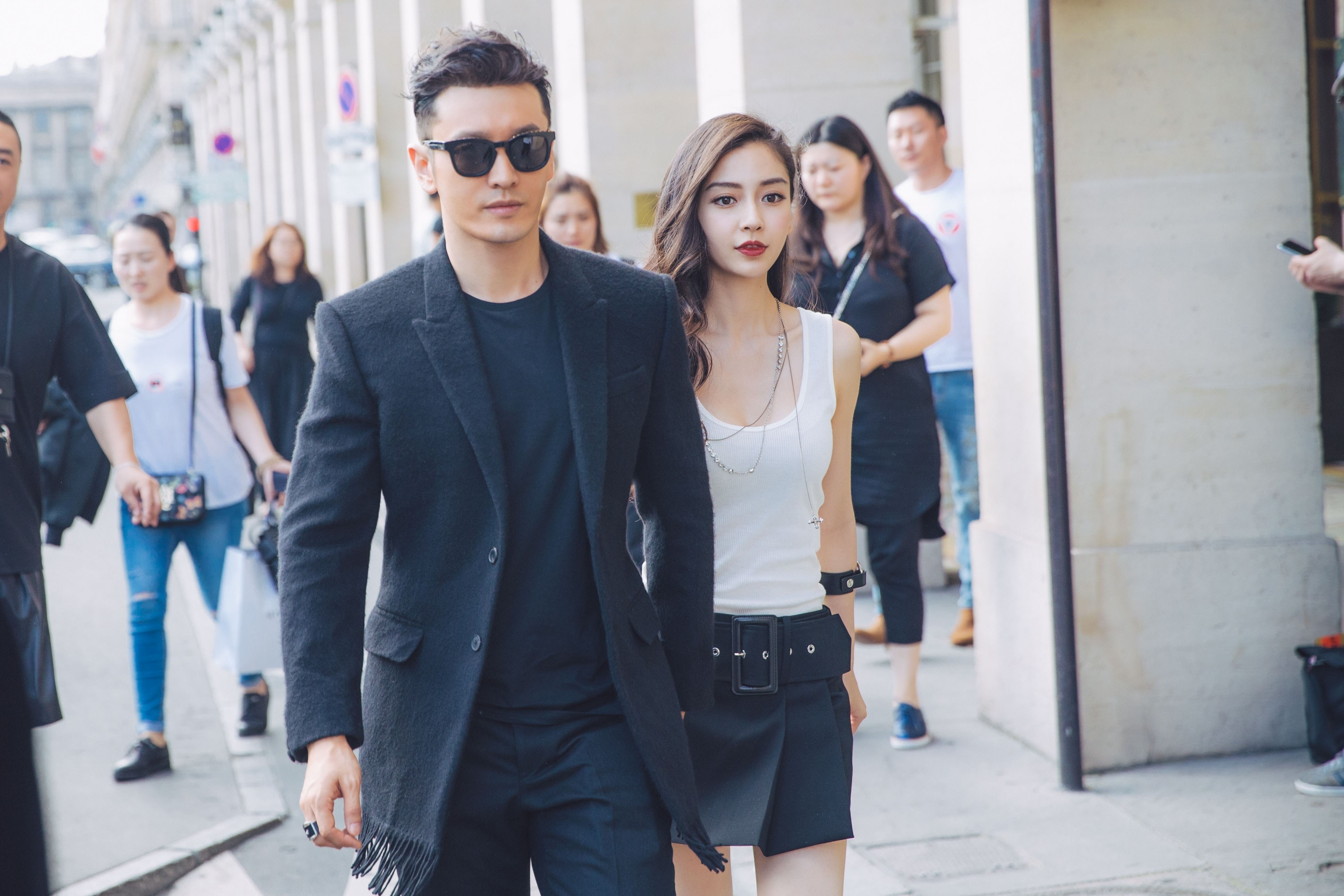 网友打游戏偶遇baby 账号显示黄晓明是恋人 杨幂是闺蜜