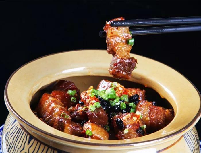 湘菜,又叫湖南菜,是中国历史悠久的一种地方菜