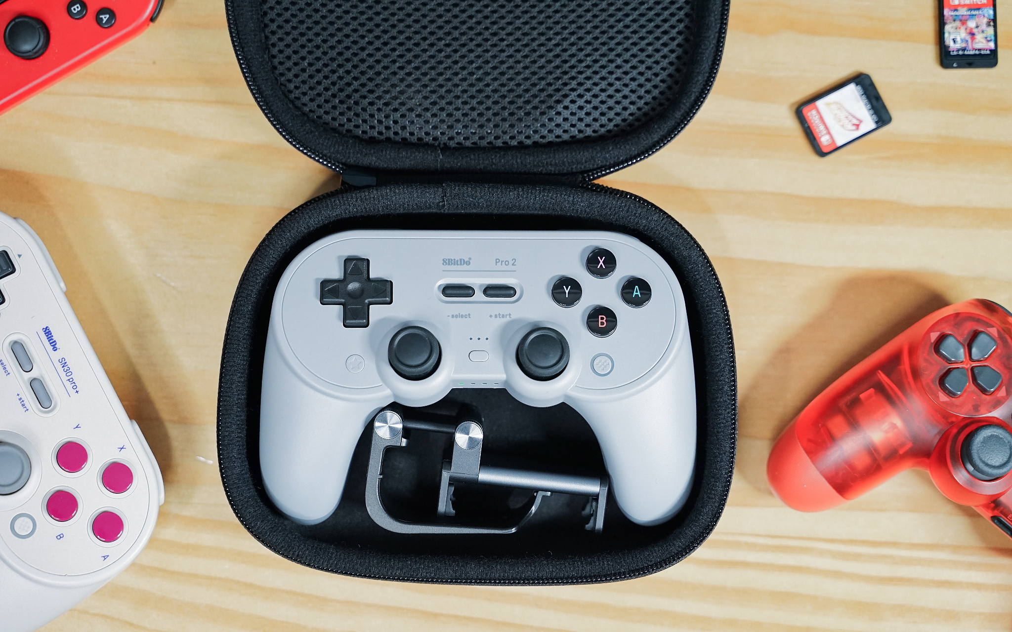 八位堂 pro 2 蓝牙手柄带给你更专业更精英的游戏体验