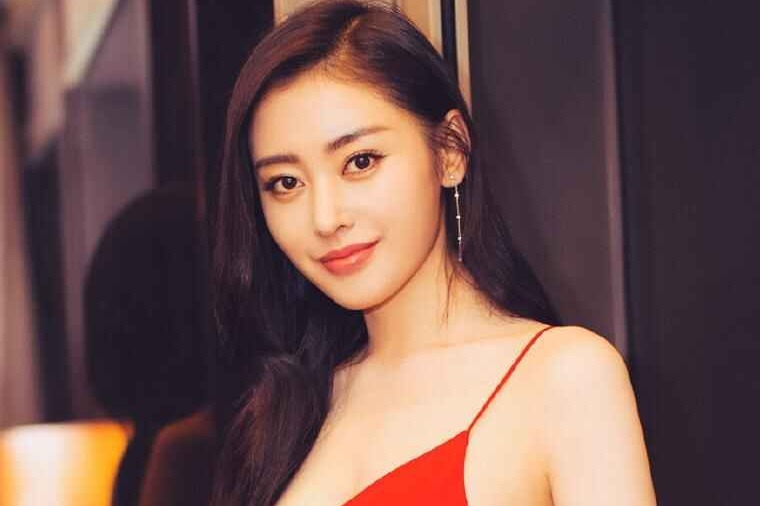 都说张天爱身材好，到底好在哪里呢？_凤凰网