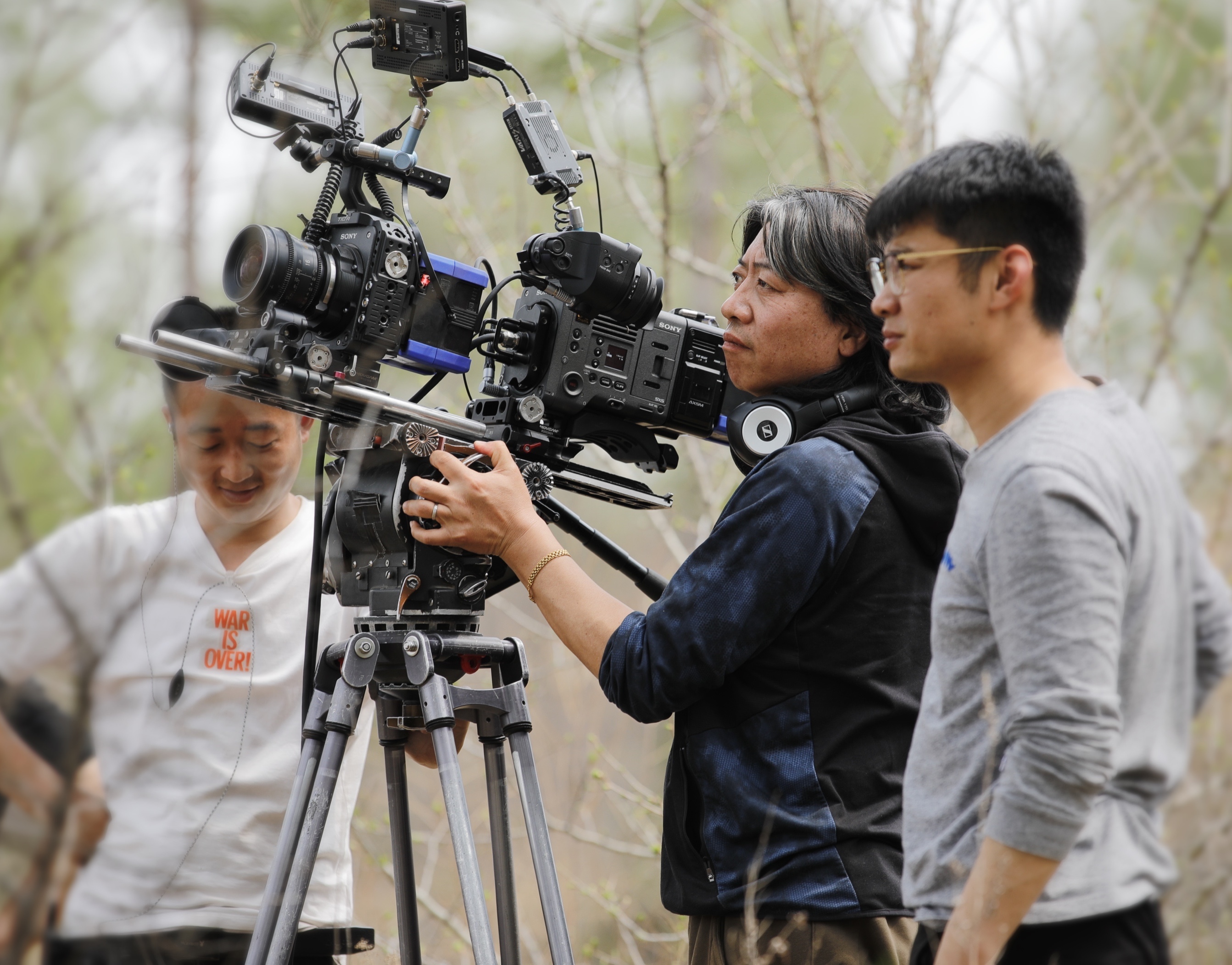 拍摄《理想照耀中国》的日子 记导演王硕__凤凰网