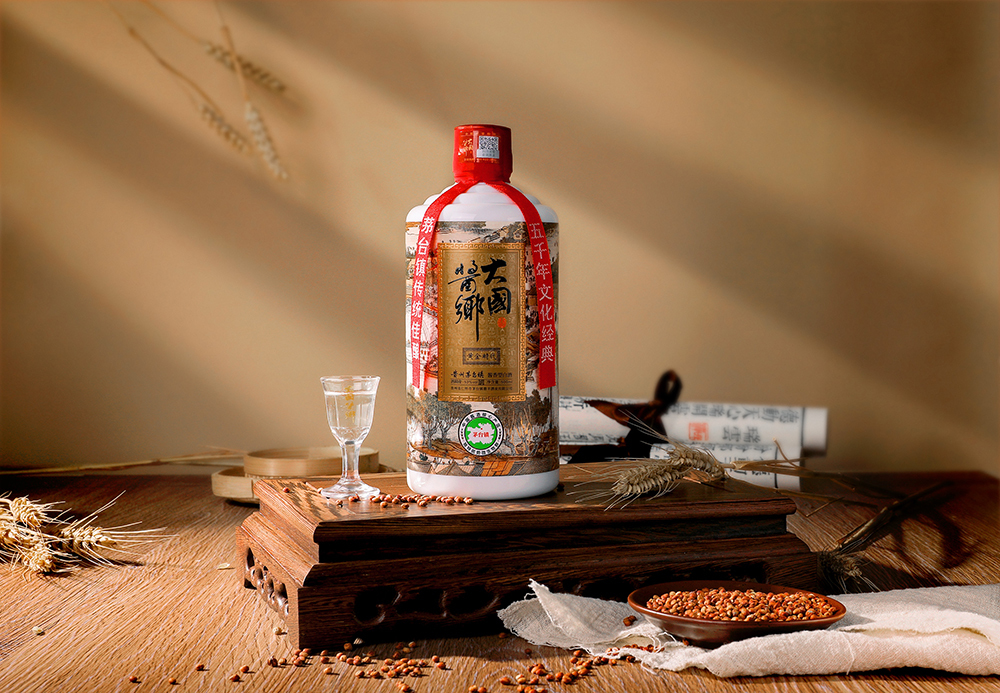 大国酱乡黄金时代:酱香型白酒有点酸正常吗,原因何在__凤凰网