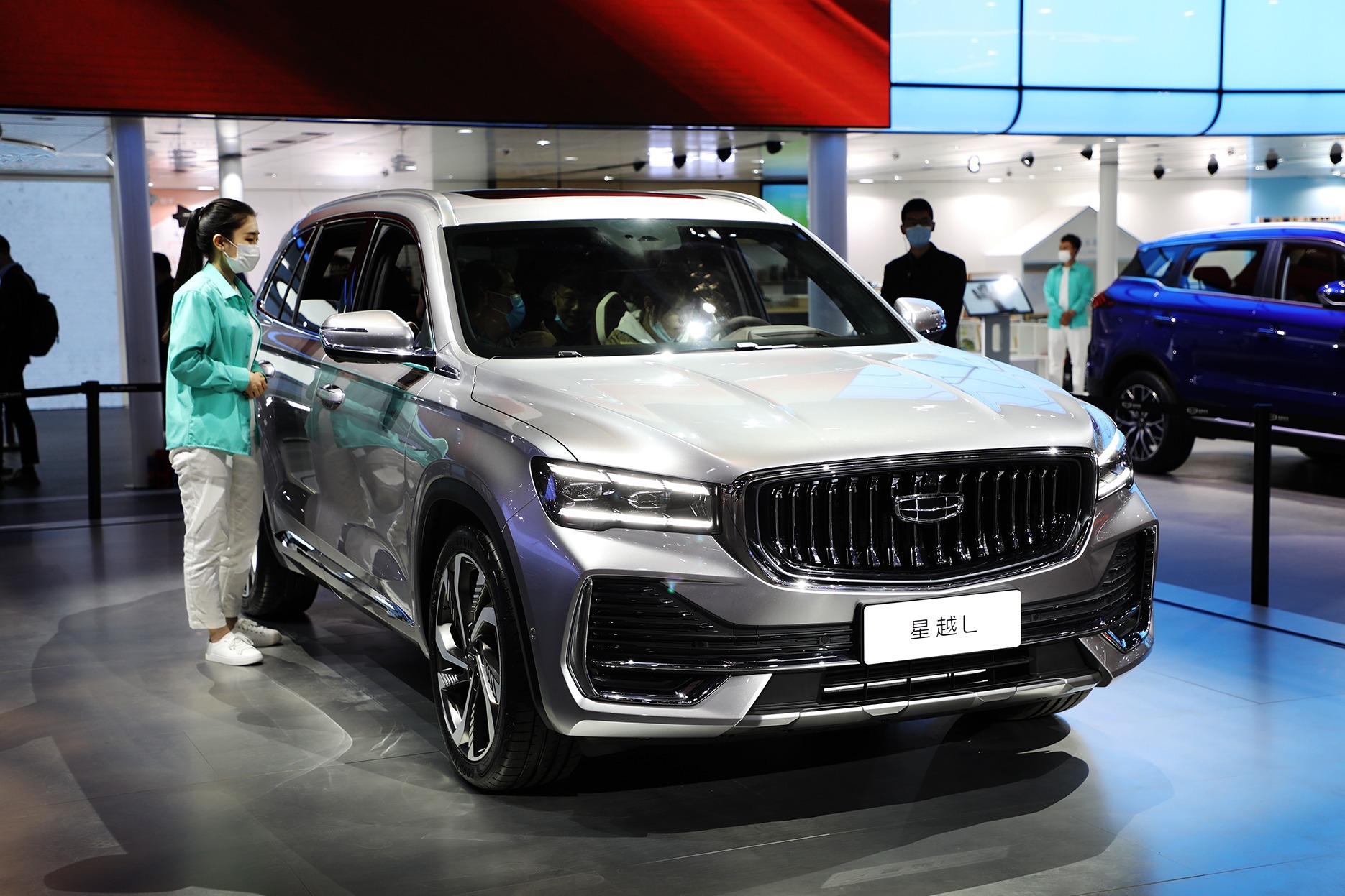 号称自主沃尔沃星越l轴距2845毫米揭秘上海车展吉利展台