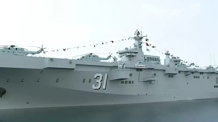 首艘075正式服役舷号31!辽宁,舰舷号16,意味我国将有15艘航母?