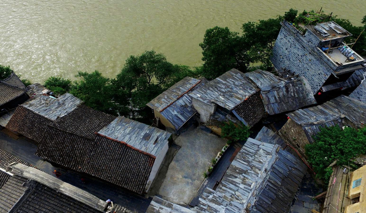 旬阳县首家国家级4a旅游景区蜀河古镇揭牌暨"五一"文旅活动启动