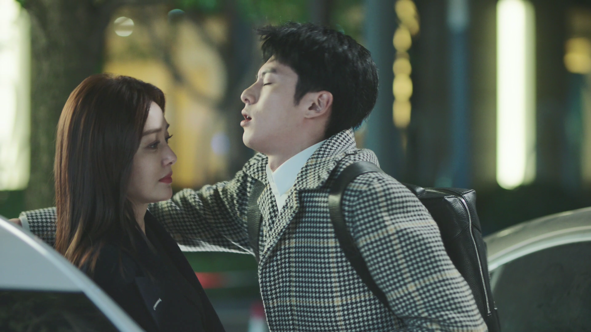 《理智派生活》沈若歆祁晓正式确认关系,情场职场双得意