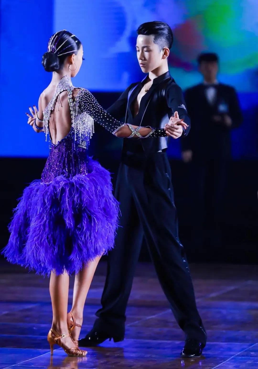 100多对专业选手参赛 你们期待的"墨茉"组合也将现身~ 《第四天(含