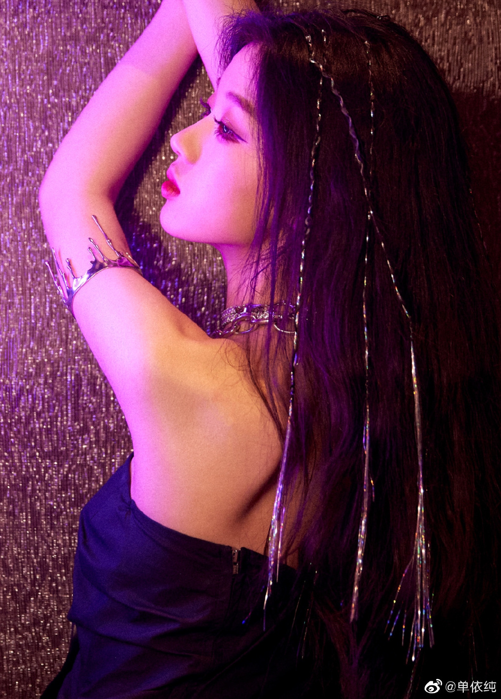 【乐评】单依纯唱《soap》被怼哭:面对否定,失控忍哭,都是成长