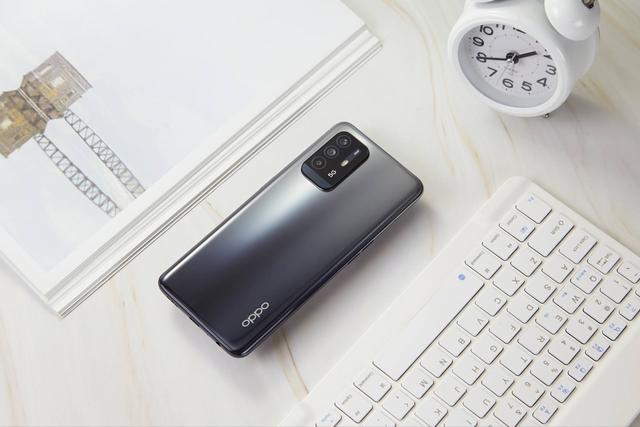 價格不到2k續航也能打!oppo a95 5小時重度測試,還剩近一半電量