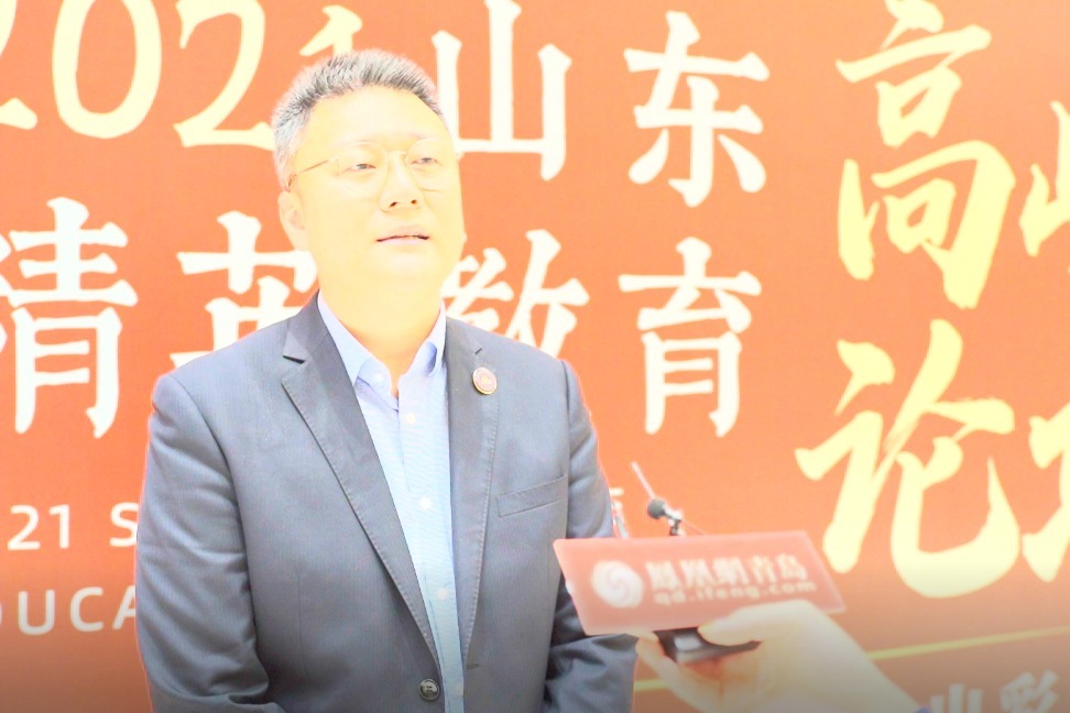 青岛格兰德教育集团国际部中方校长王兆雄
