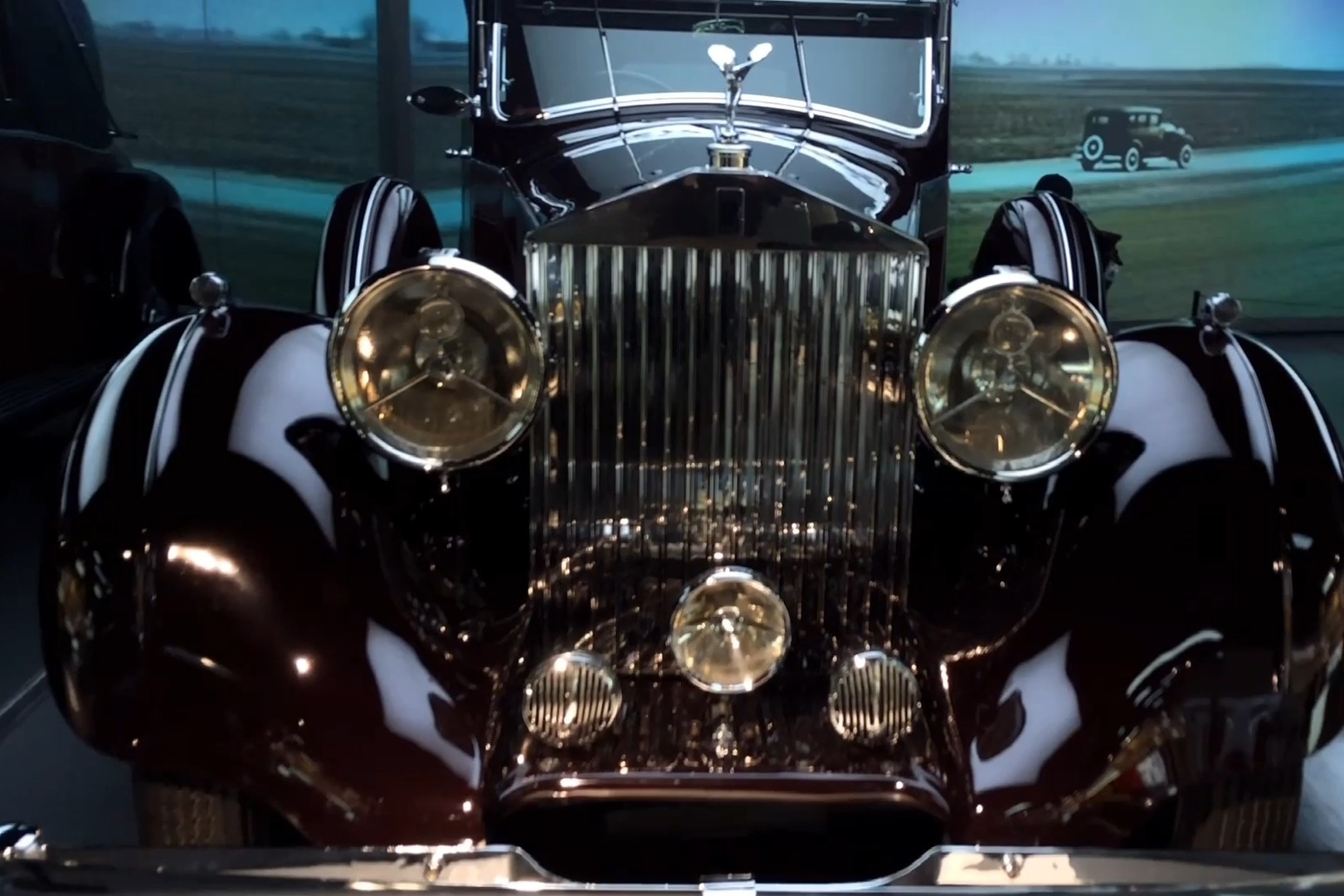 即便是86年前的劳斯莱斯幻影，还是散发着难以抵挡的气场