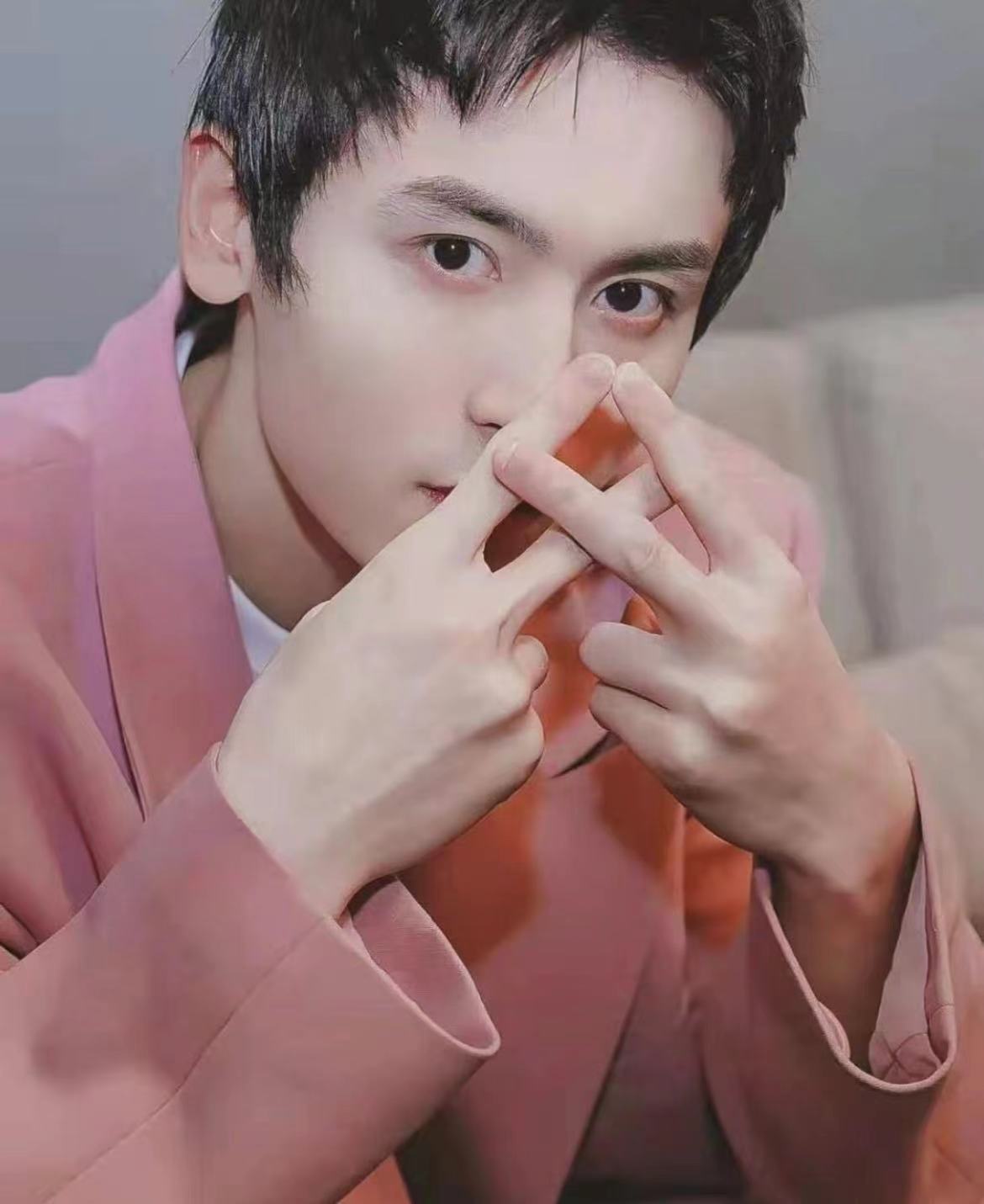 张哲瀚粉丝向"圆山里娃的成长梦想"工程捐款助力公益教育振兴