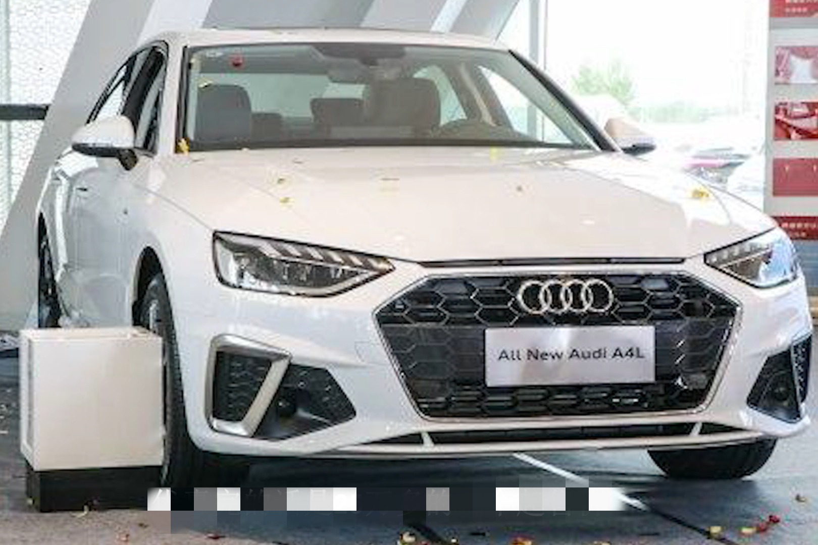 奥迪a4l与奔驰c级怎么选?