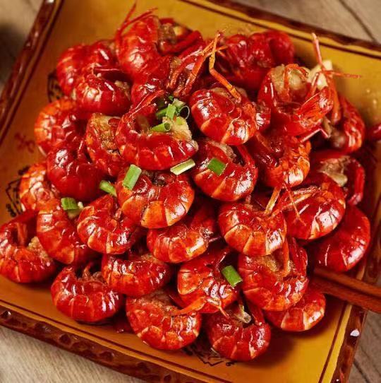 新密炒虾尾撑起主打硬菜