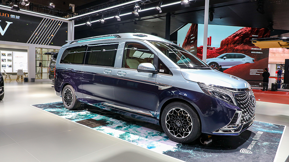 或对标雷克萨斯lm,傲旋系列新款商务车纵横四海,什么来头?