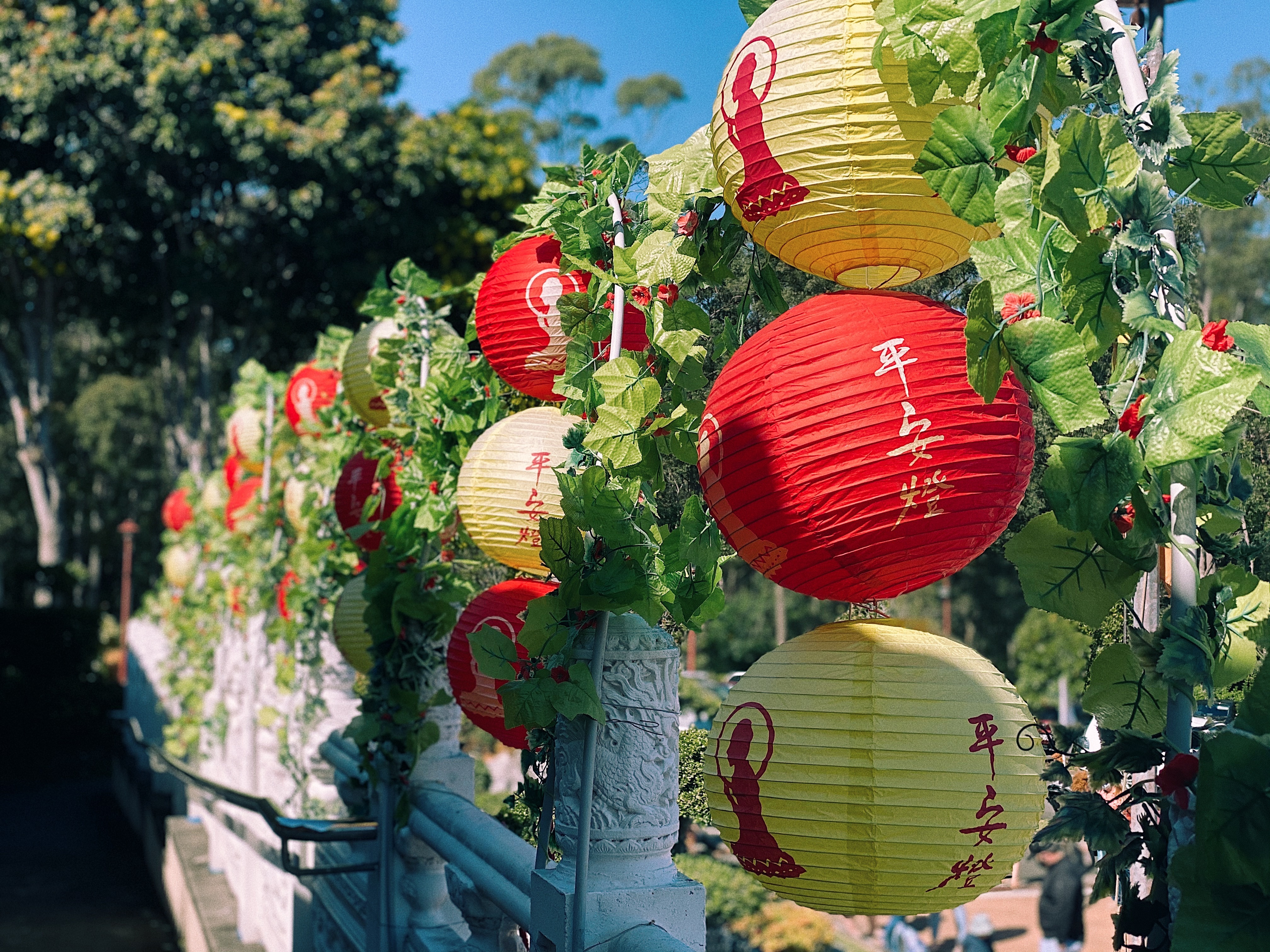 思窝星图腾:澳大利亚昆士兰佛光山中天寺,农历四月初八是浴佛节
