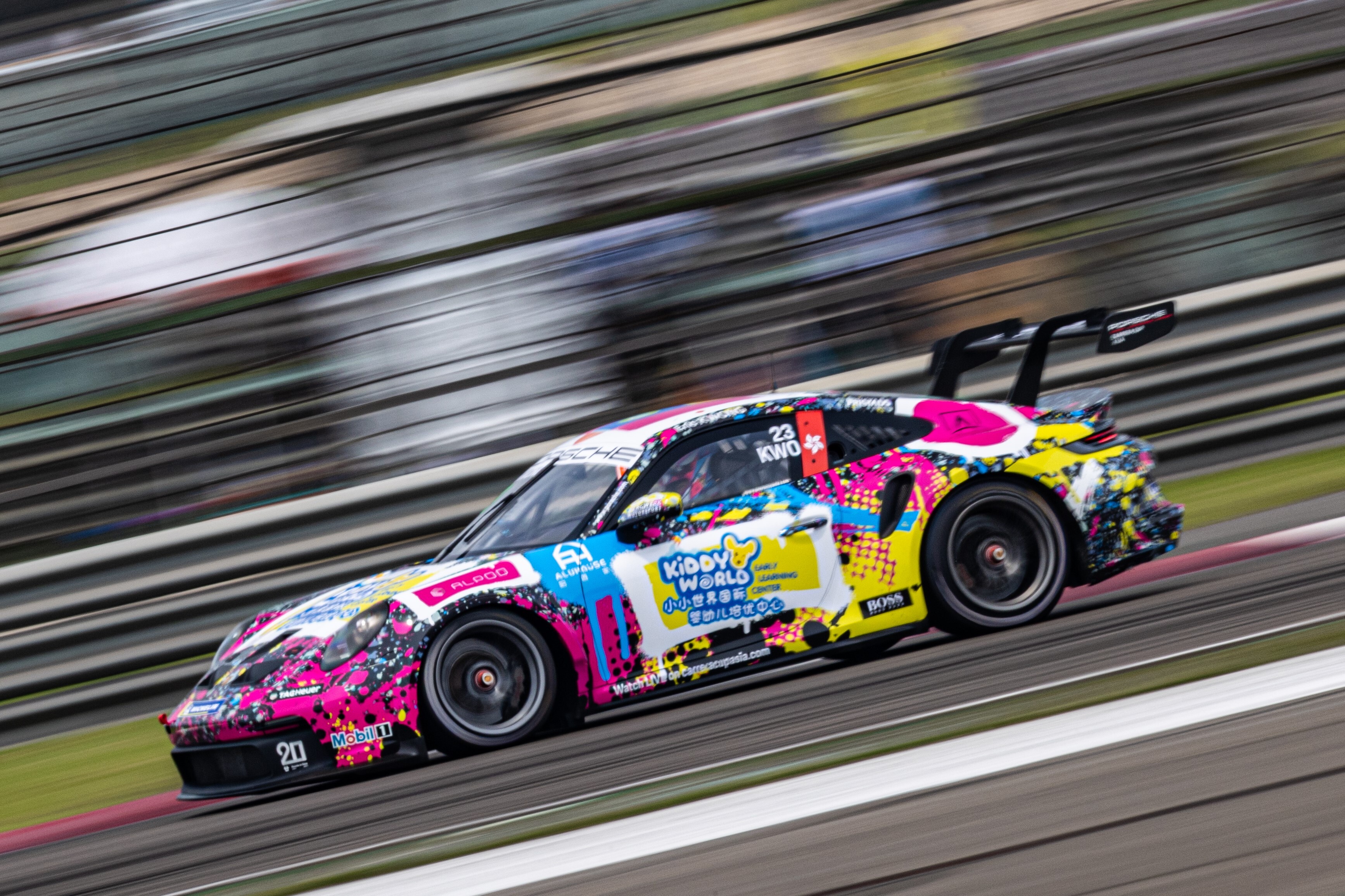 亚洲保时捷卡雷拉杯重返珠海 以速度点燃赛道激情__凤凰网