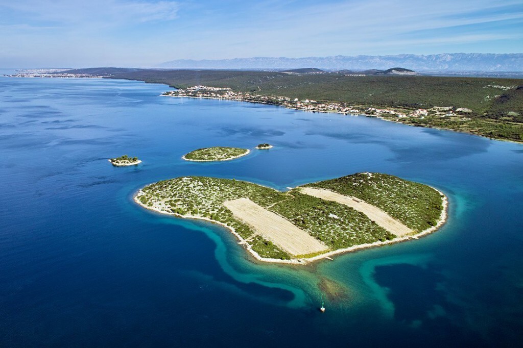 五大独特"心形"岛屿——你能想象到最浪漫的样子,地球上都有