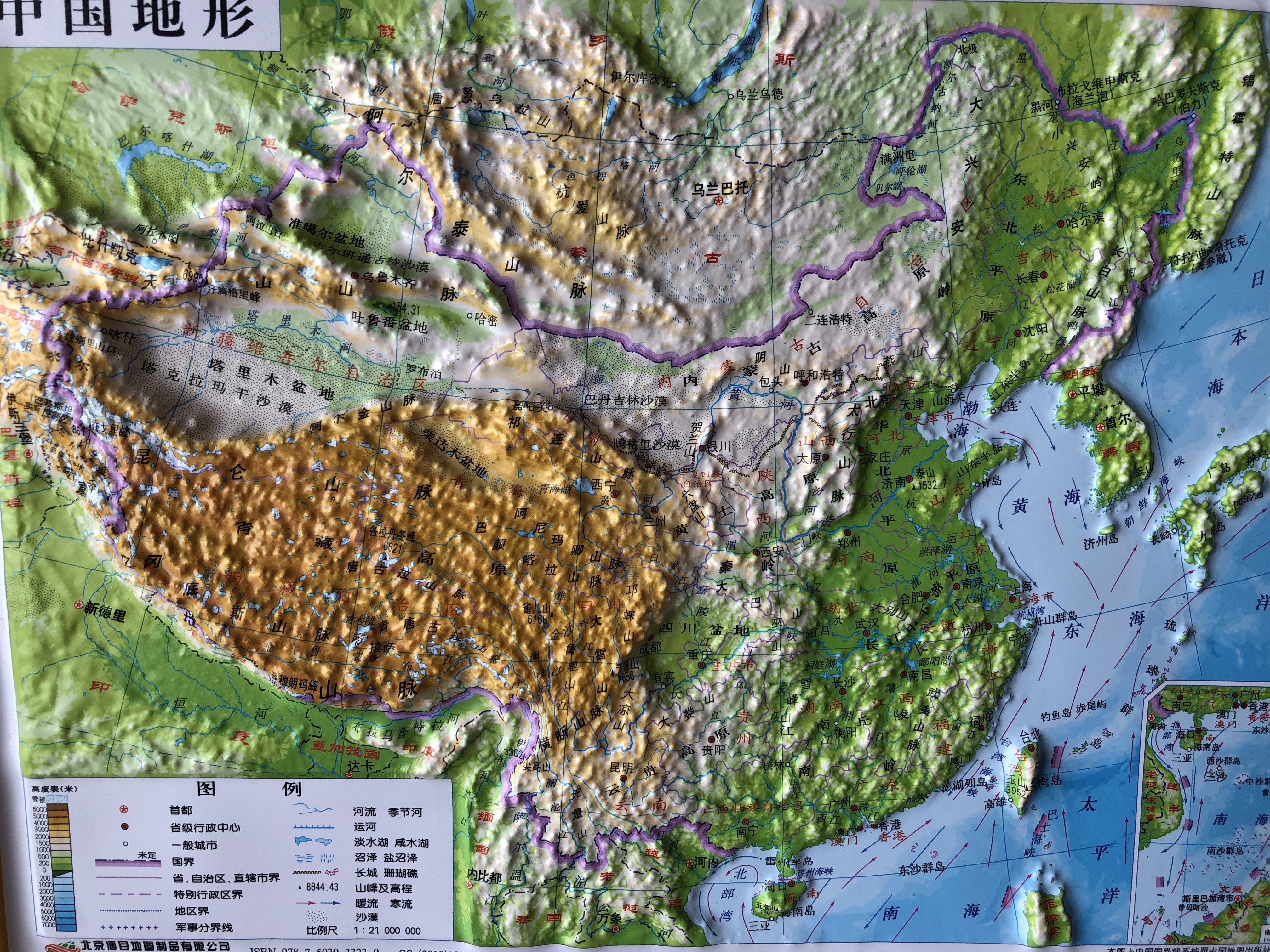 中国分层设色地形图图片