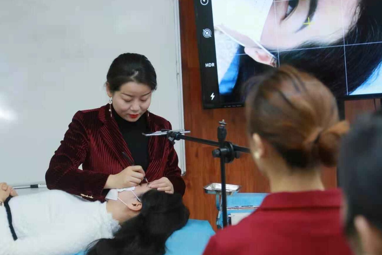 韩式半永久纹绣最好的是哪里-柏雅美学院-官方网站