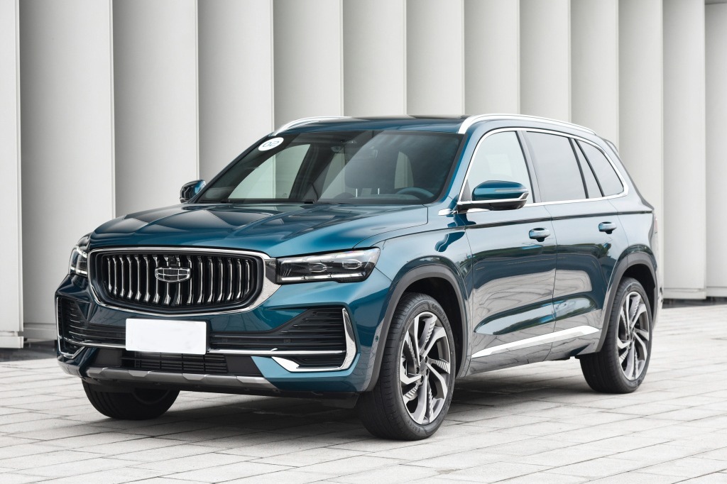 还买啥汉兰达！吉利星越L预售14.8万起，轴距超过2米8