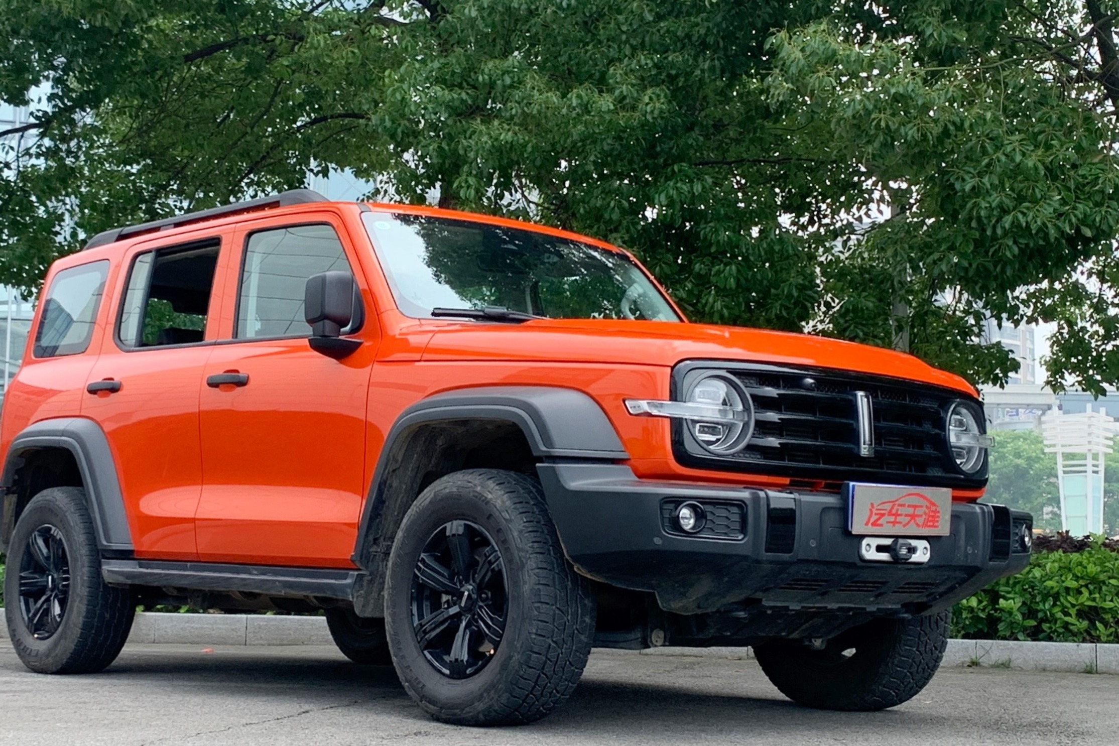 康康侃车｜第二排不如哈弗H6？坦克300空间实测，后备箱有彩蛋！