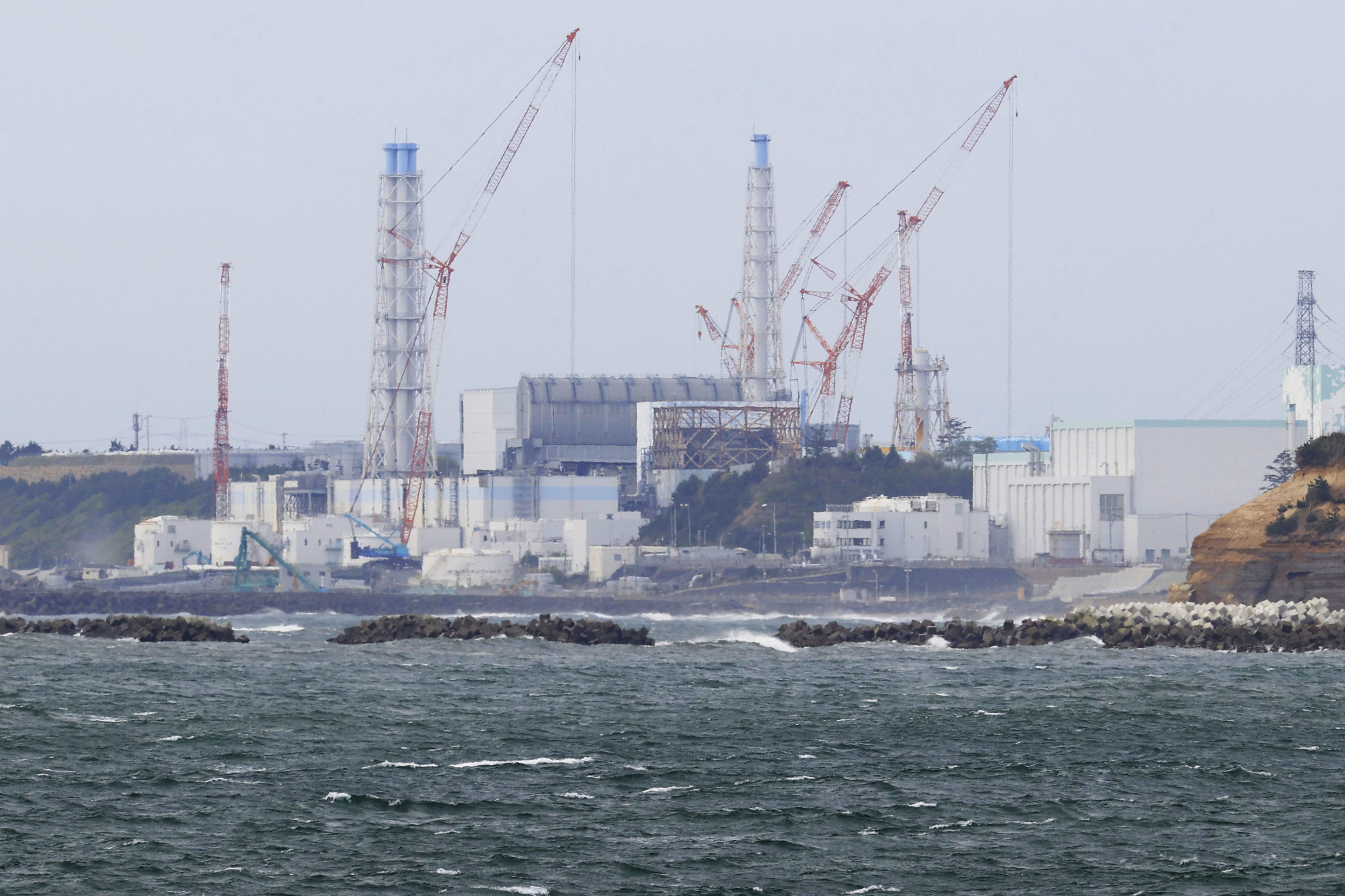 日本考虑转移3万吨核污水,测定放射性物质为排入海内做准备