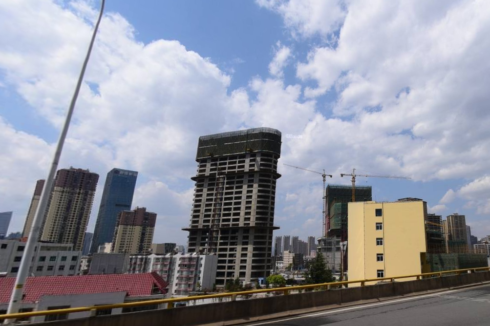 昆明这个烂尾楼停滞6年多,或迎来生机?