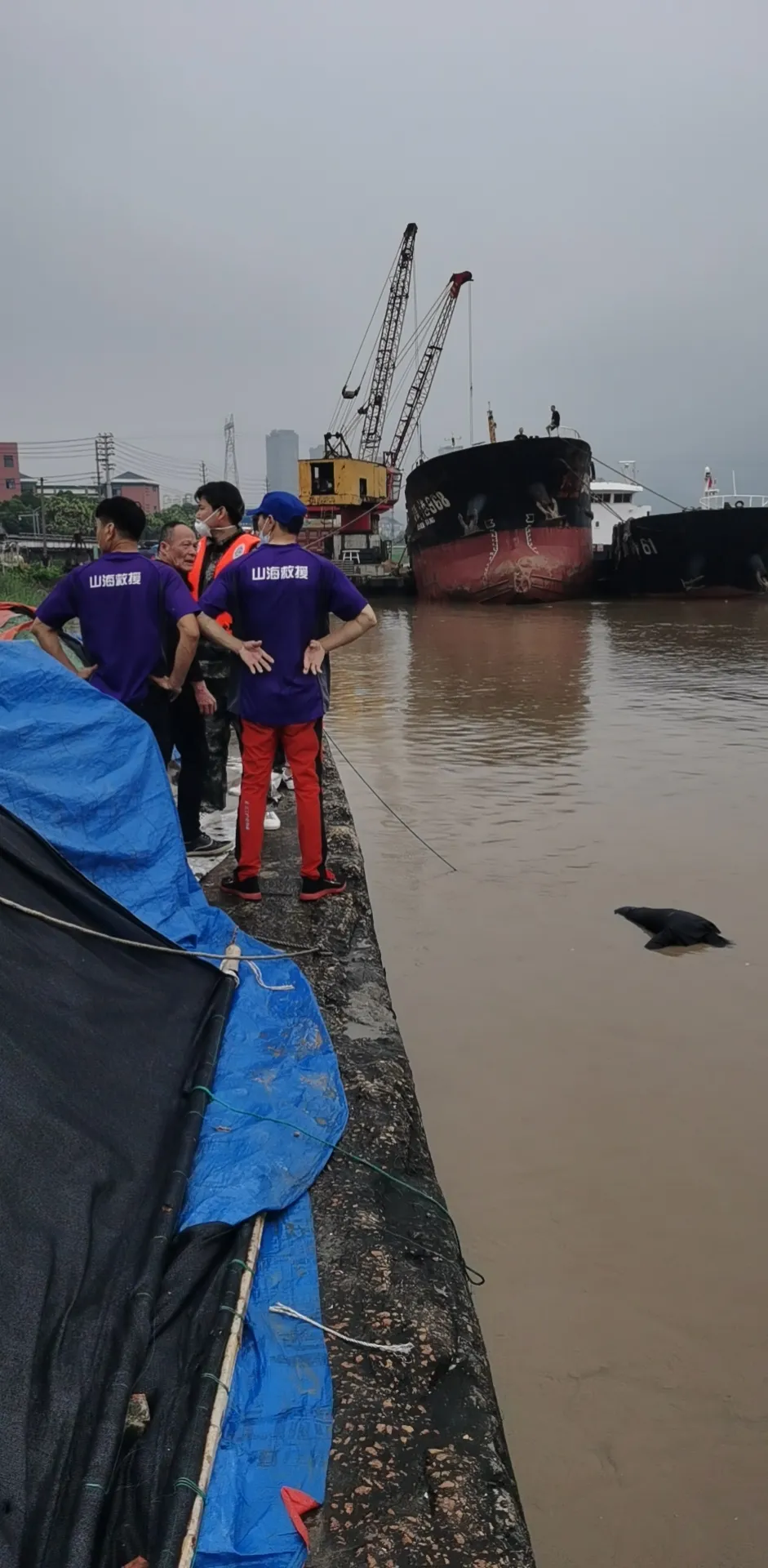悲剧:瓯南大桥跳江男子已找到,已死亡