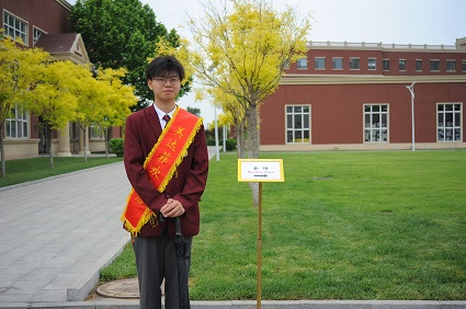 美达菲国际学校开放日家长温情告白:你的改变,爸爸满心欣慰__凤凰网