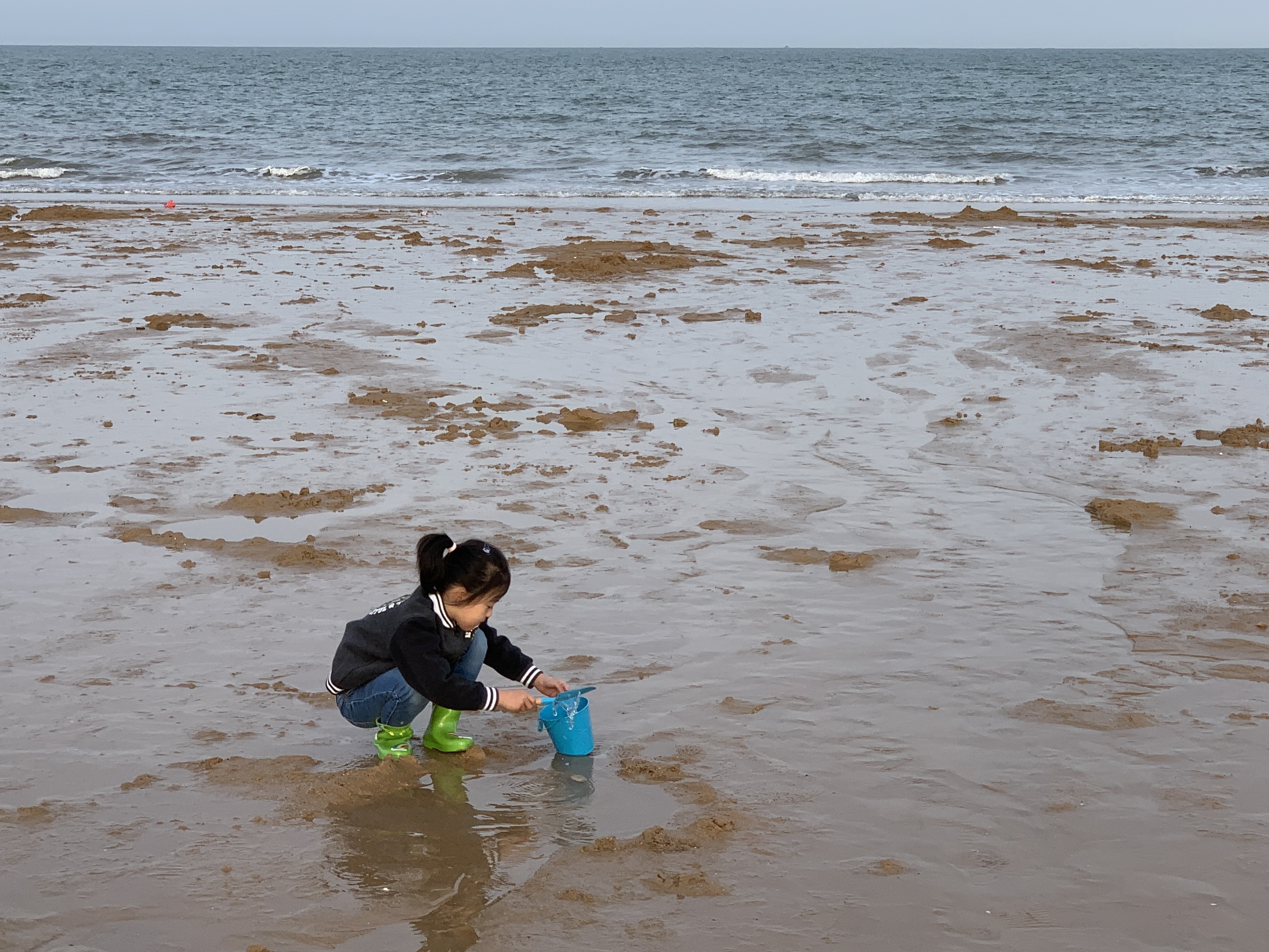 日照赶海手册,人人必备的游玩指南放送,当地人毫无保留经验之谈__凤凰