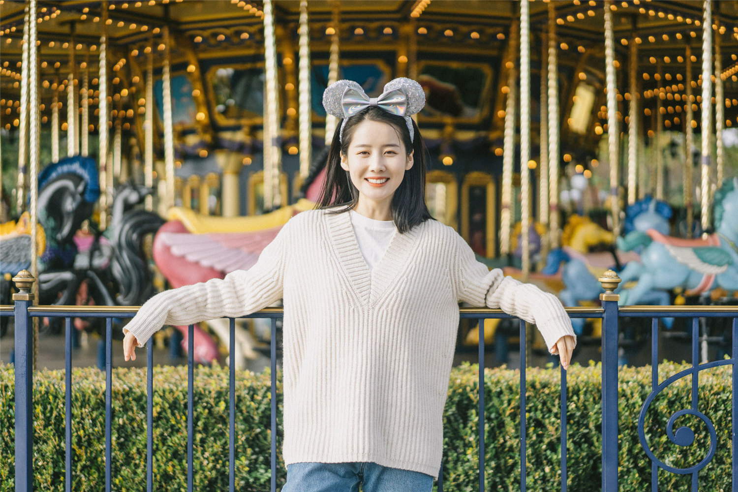 "星女郎"景如洋《月光变奏曲》开播 与虞书欣展开职场竞争__凤凰网