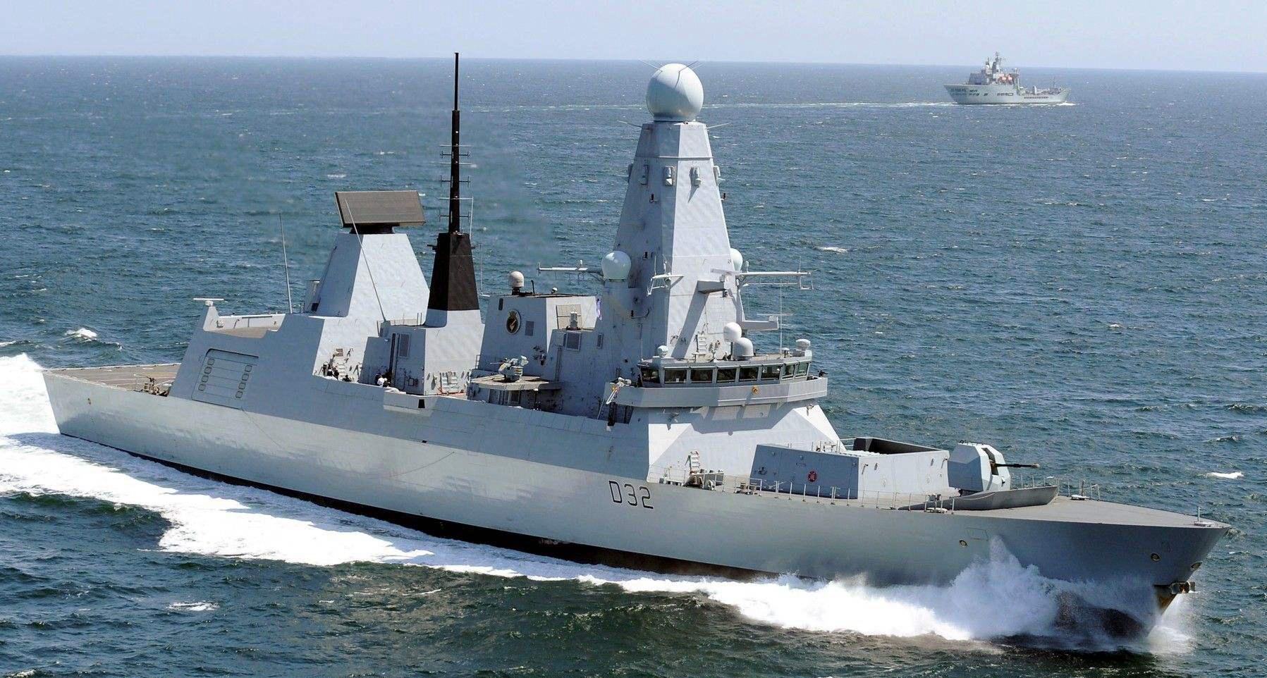 "五常之耻"英国派航母来东亚搞事,令其失去战斗力总共分几步?