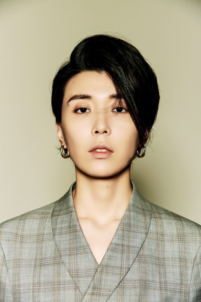 尼玛·央宗签约方华国际 磨炼一人千面的演技__凤凰网