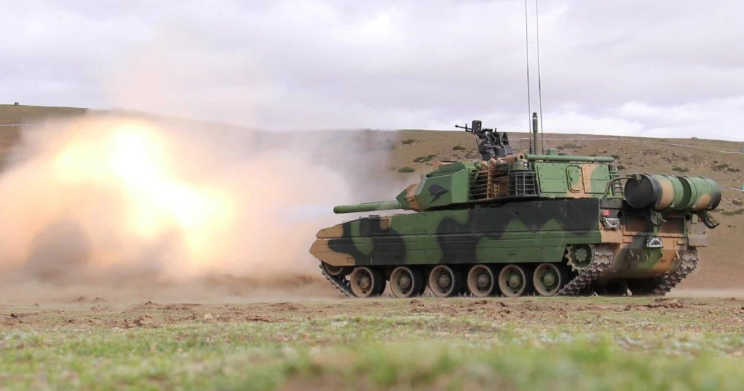 海军陆战队装备15式轻坦,与两栖突击车搭配使用,将成印度噩梦