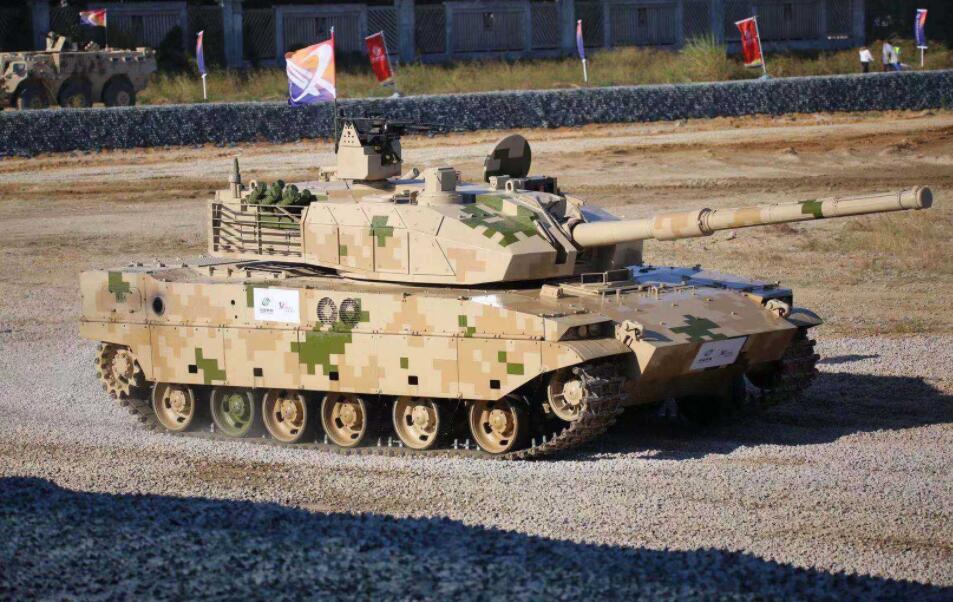 15式坦克首次换上数码迷彩,完美融合高原山地,提高对敌打击能力