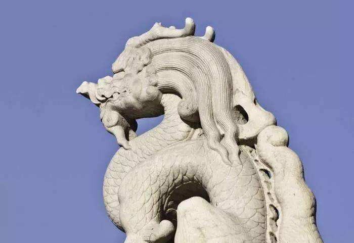 和田玉雕刻题材中的望天吼是什么神兽？有什么寓意？_凤凰网