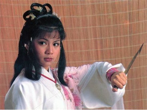 翁美玲刁蛮角色影像图集锦,看谁都感觉像黄蓉