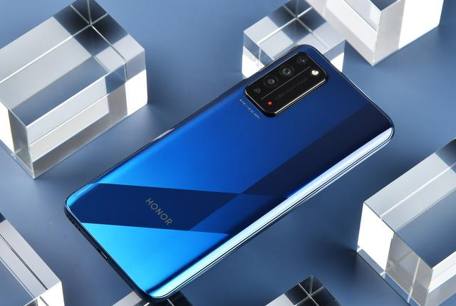 荣耀x11首次曝光!采用内存turbo技术,定位中低端极可能是爆款