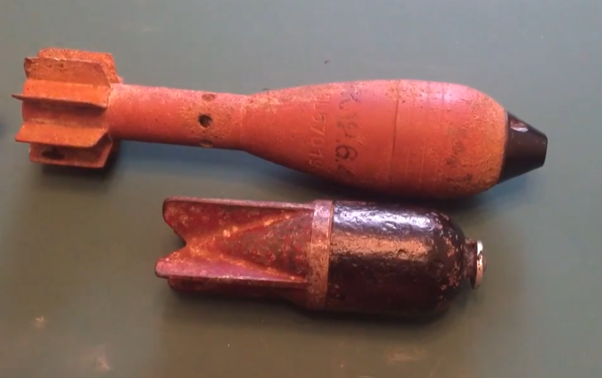 你们总是喜欢在供弹上搞点幺蛾子,二战意大利brixia45mm迫击炮