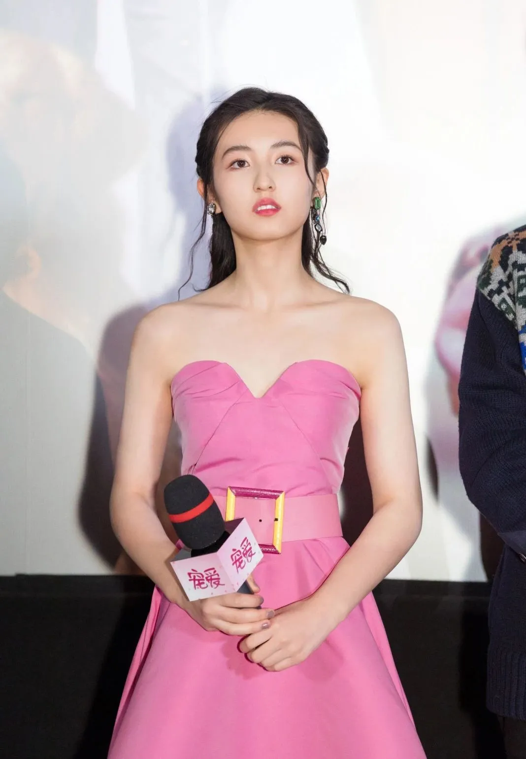 女明星拥有了"少年感"有多帅?张子枫可太绝了吧!