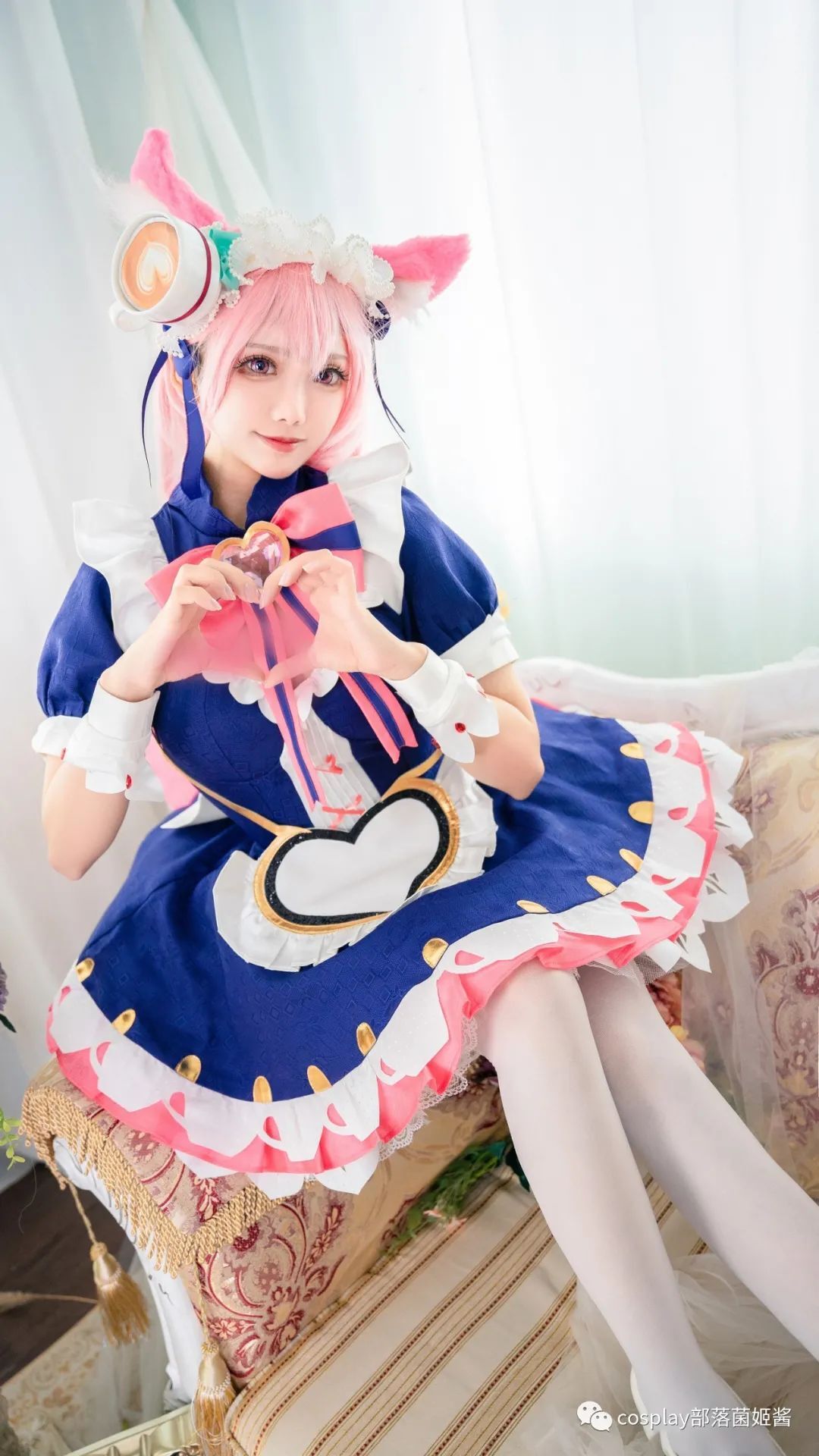 cos:二次元cos大赏王者荣耀妲己女仆咖啡@阿璇学妹__凤凰网