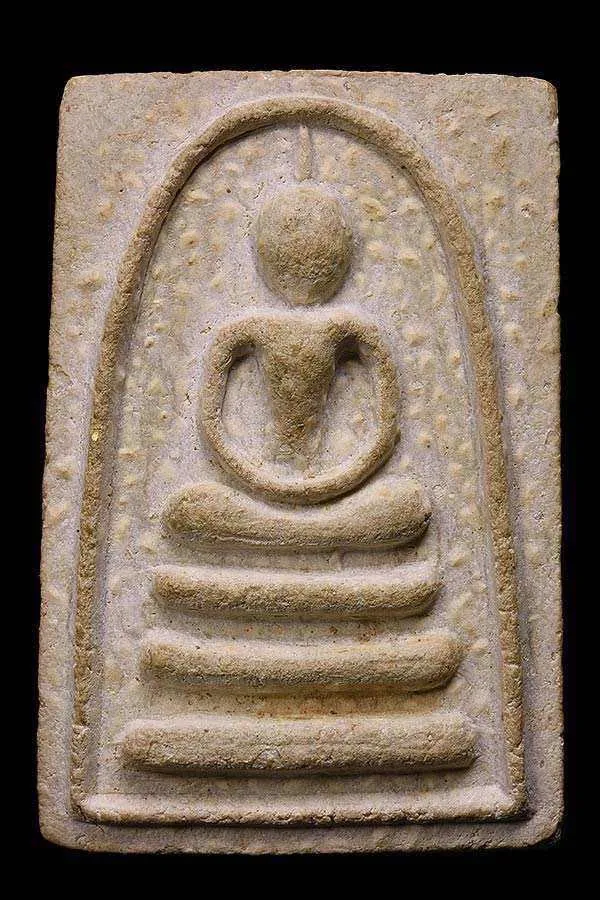 龙婆培师傅的崇迪佛怎么样?龙婆培师傅的佛牌有哪些?