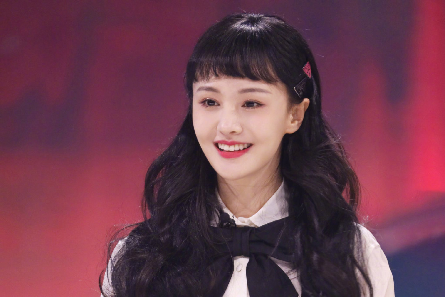 北京文化否认与郑爽签阴阳合同