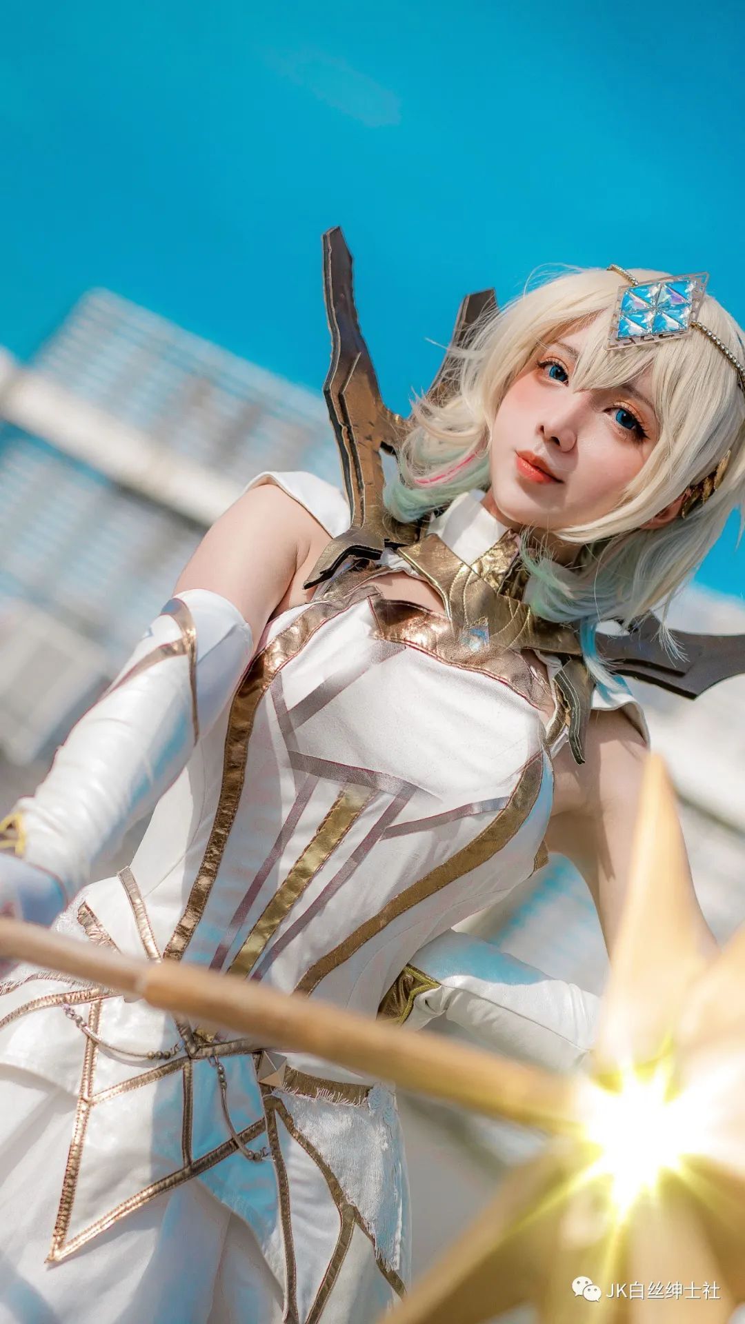 cos:英雄联盟金光闪闪的拉克丝cos正片@九曲